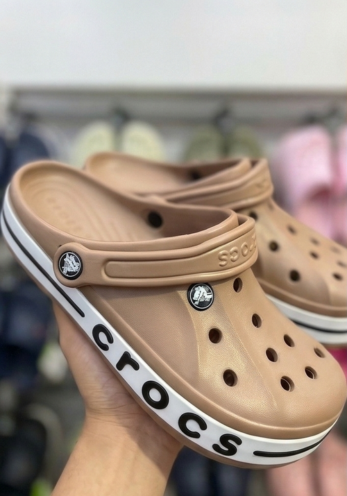 Crocs Bayaband 2.0 Clogs (Brown)