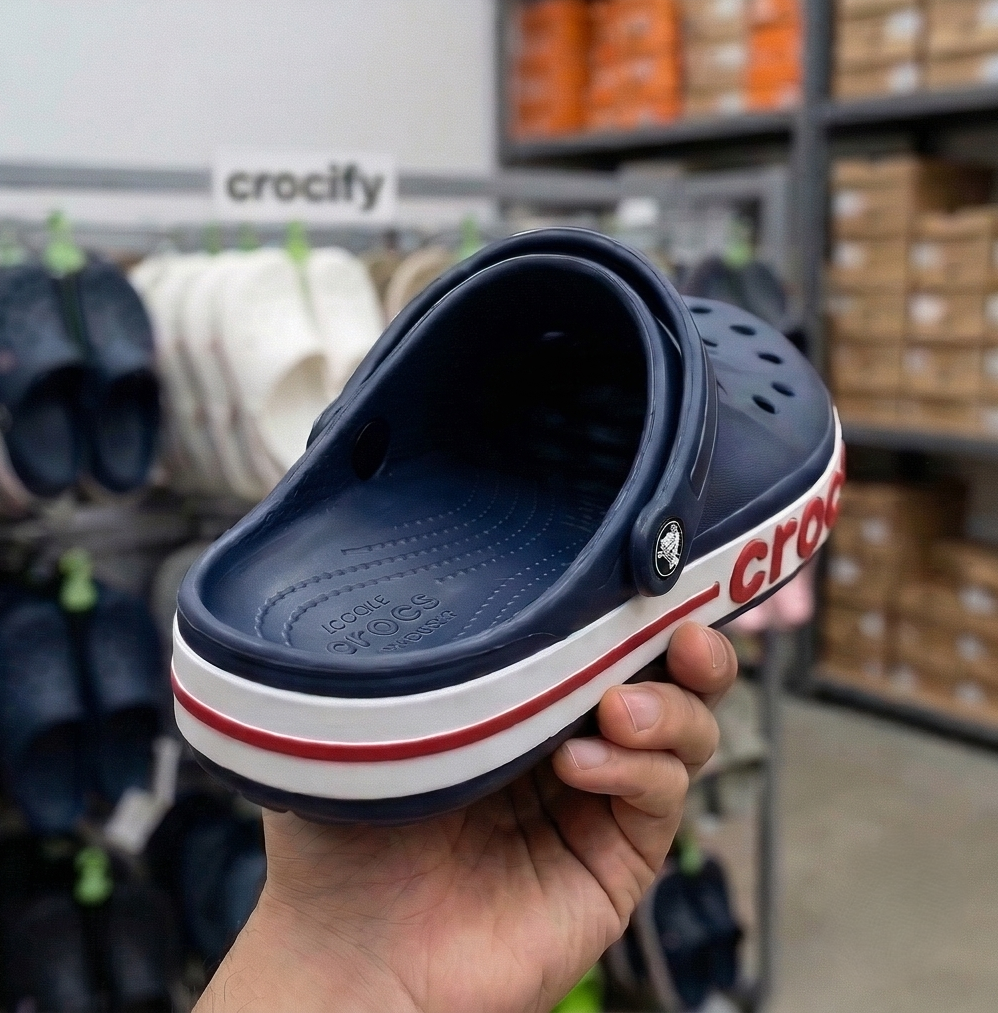 Crocs Bayaband 2.0 Clogs (Navy/Red)